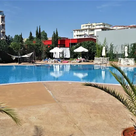 студио до кики бийч * Sunny Beach