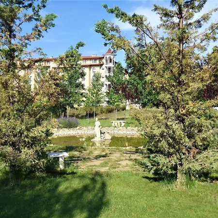 Apartament студио до кики бийч *