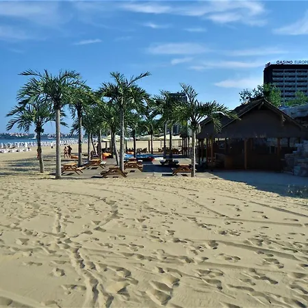 студио до кики бийч * Sunny Beach