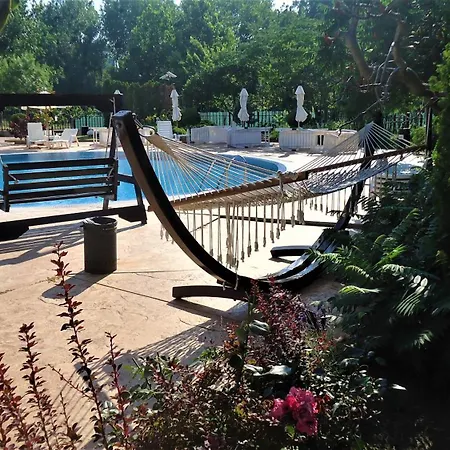 студио до кики бийч Apartmán
