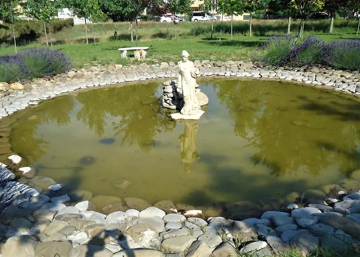 студио до кики бийч Apartman *