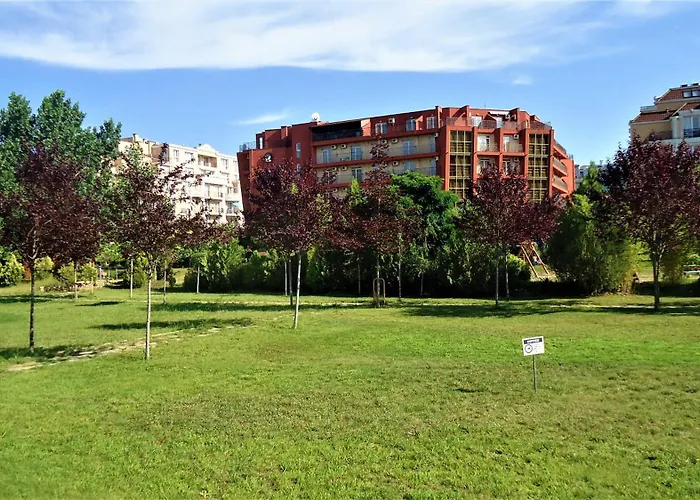 студио до кики бийч Sunny Beach