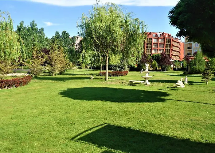 студио до кики бийч Apartman