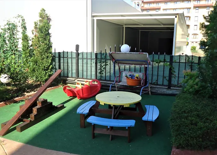 студио до кики бийч Apartman *